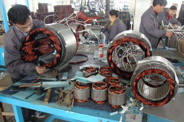 西安泰富西瑪電機(jī)技術(shù)人員與您分享電機(jī)大修后的影響。