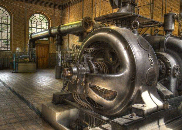 直流電機(jī)和交流電機(jī)的感應(yīng)電樞原理。